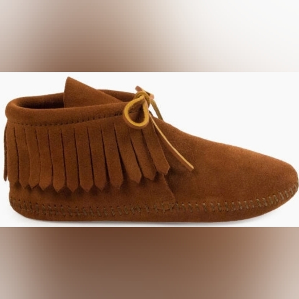 Minnetonka Women's Classic Fringe Softsole Boot 482 - NWT